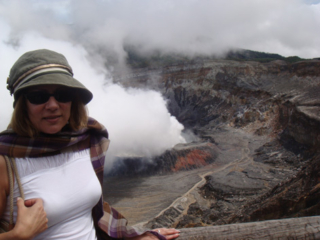 Donde la tierra vomita sus entrañas de fuego, Costa Rica, 2010.