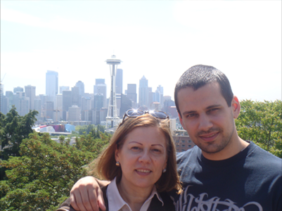 Equilibrio urbano II, con mi hijo en Seattle 2009.